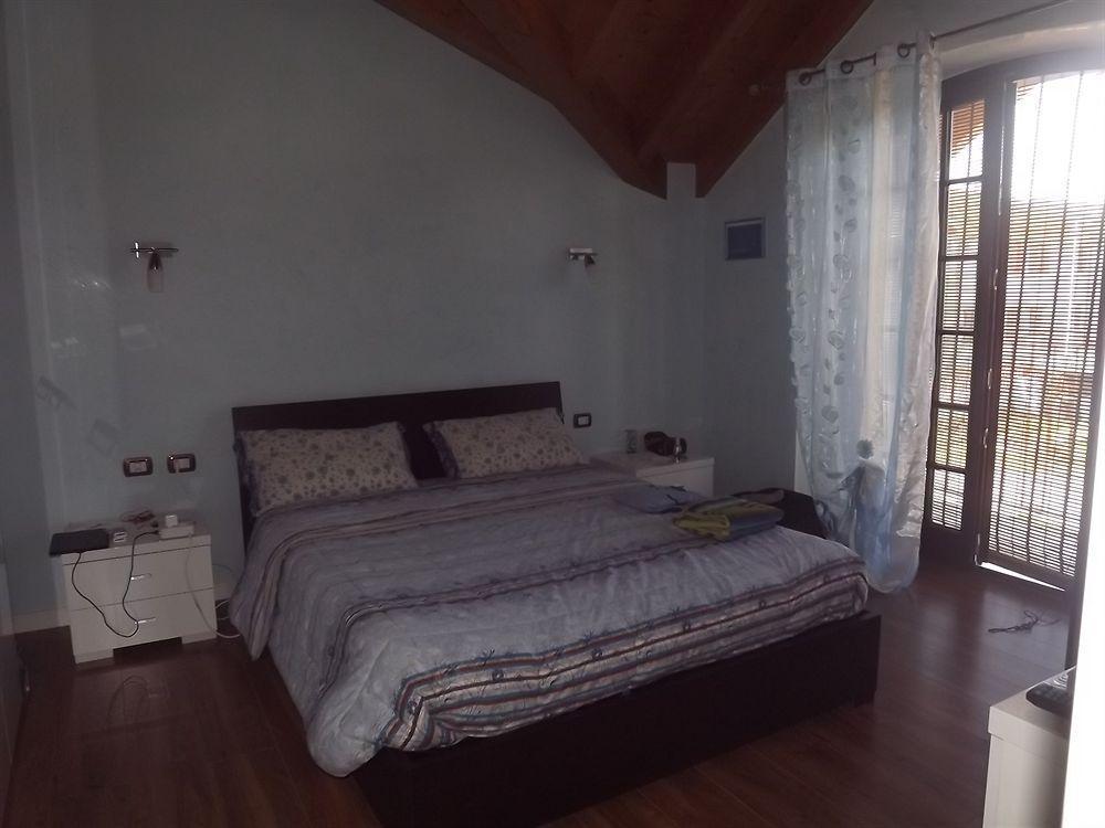 Il Gelsomino Bed & Breakfast Ferno Bagian luar foto