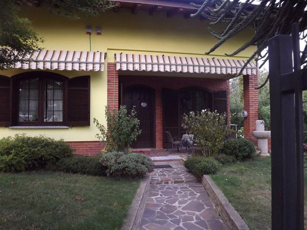 Il Gelsomino Bed & Breakfast Ferno Bagian luar foto