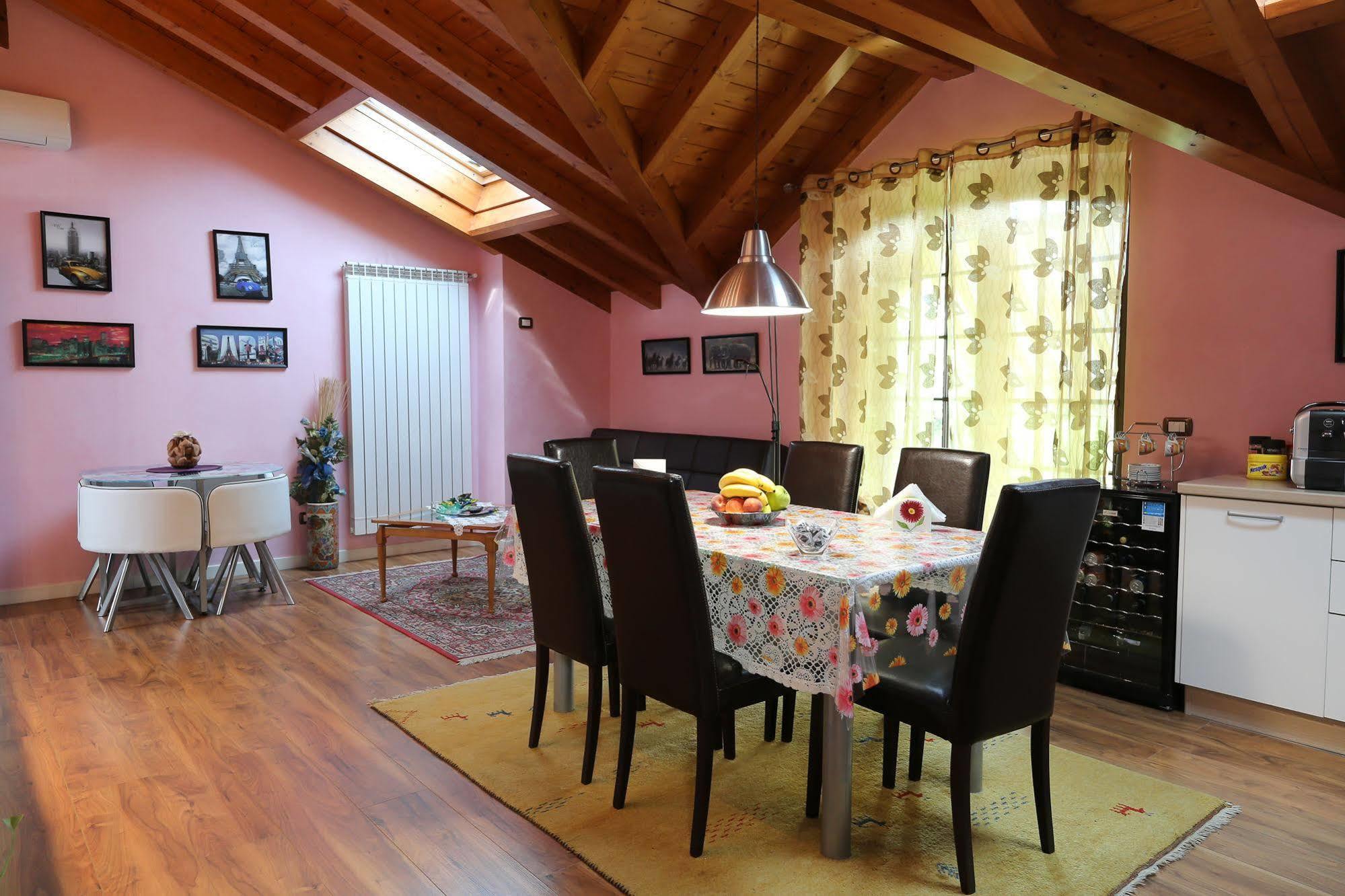 Il Gelsomino Bed & Breakfast Ferno Bagian luar foto