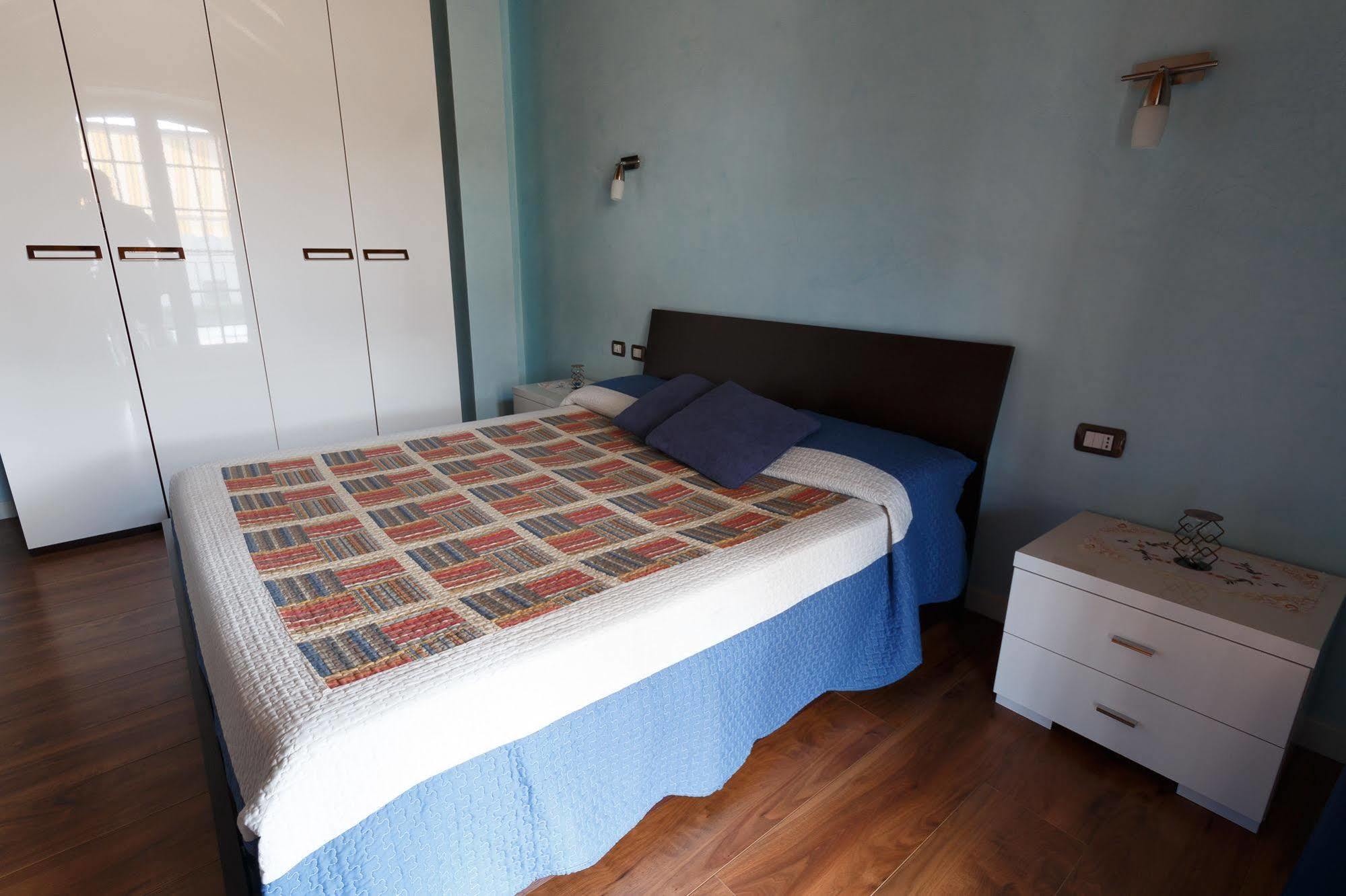 Il Gelsomino Bed & Breakfast Ferno Bagian luar foto